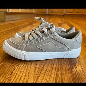 Size 7.5 Blowfish sneakers that were worn one time. In excellent condition.
